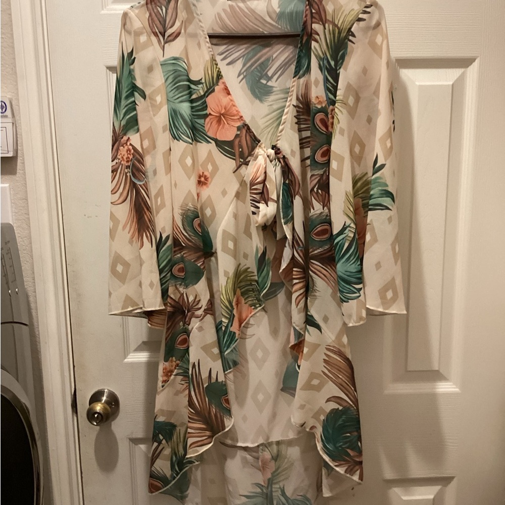 ChicMe Floral Tropical Kimono